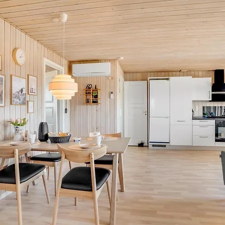 Vakantiehuis Energivenligt Med Sauna Og Sj233 Harboør